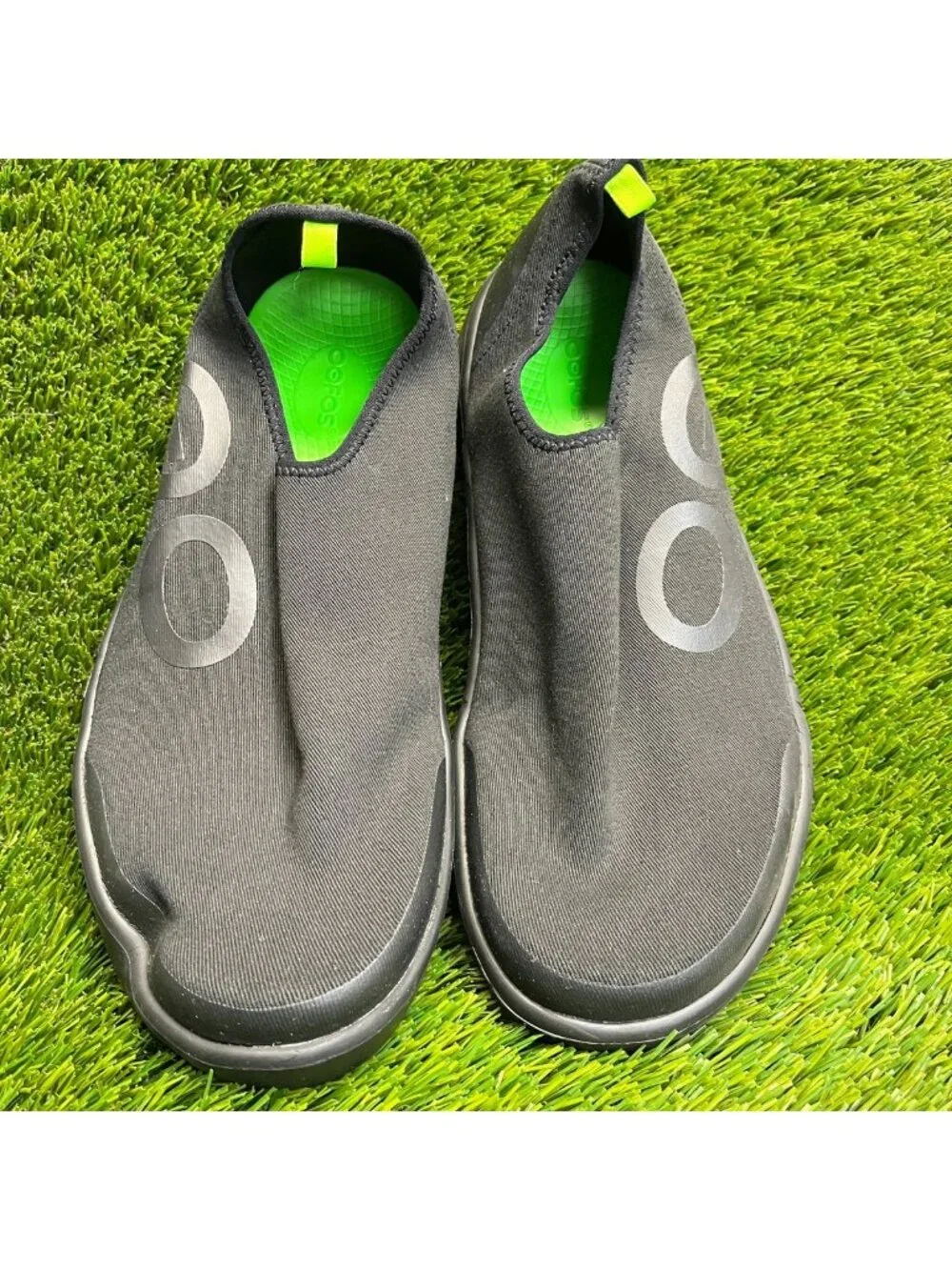 OOFOS OOmg EeZee Low Mens Size 11 Black Casual Athletic Slip On Recovery Shoes